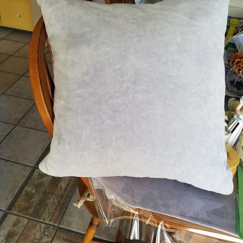 throw pillow